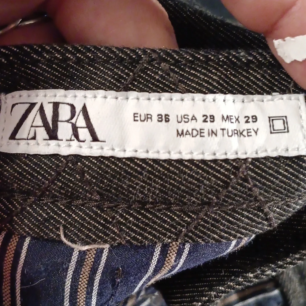 Zara Men's Black Pants Size 29 Inseam 27